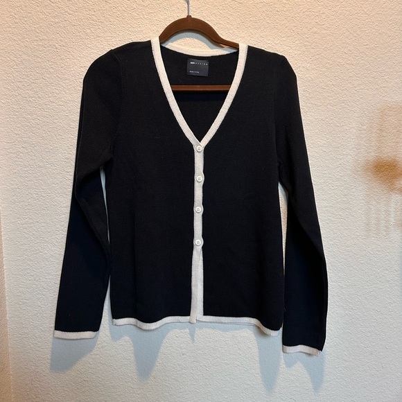 ASOS Black Crew Neck Sweater Fine-Knit Long Sleeve - Picture 9 of 10